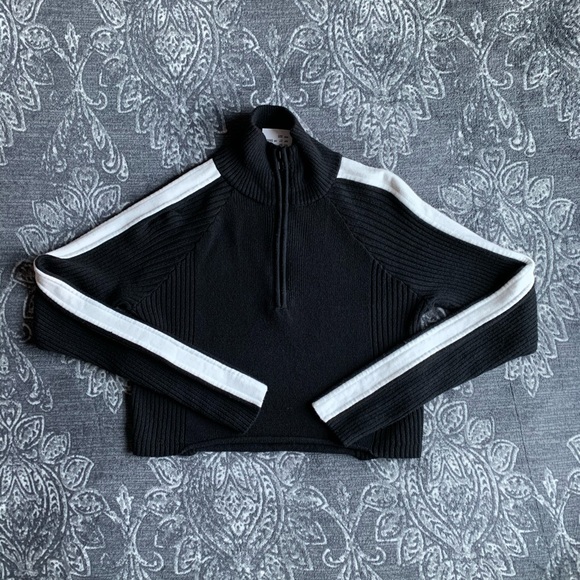 Brandy Melville Hilary Zip Sweater - Picture 4 of 8